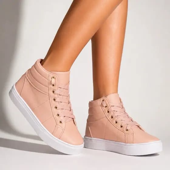 Bota Feminina Casual Moderna Anti-Derrapante Dia a Dia Elegante Solado Baixo-Promoção Envio Imediato