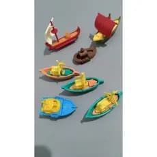barcos kinder ovo diversos usado bom estado