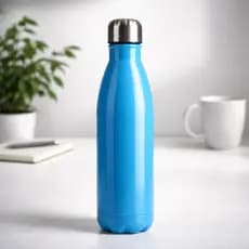 Garrafa 750ml em inox com tampa rosqueável - Azul Claro