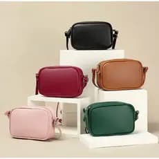 Bolsa transversal lisa com alça regulável