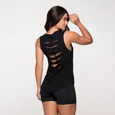 Camiseta Tapa Bumbum Fitness Feminina Academia Viscolycra Basica Lisa Com Corte a Laser nas Costas