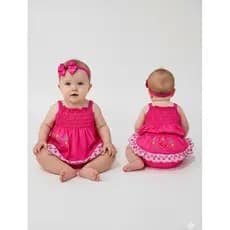 VESTIDO DE BEBÊ 3 PEÇAS (VESTIDO +CALCINHA BUNDA RICA + TIARA)