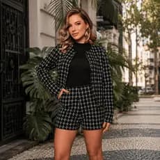 Conjunto Feminino Blazer Curto Alfaiataria Shorts com Bolso Elegante Inverno Social Casual