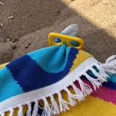 Kit 4 Prendedores de Toalha para Praia e Parque | Fixador Antivento para Areia e Grama