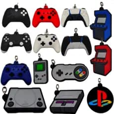 Chaveiro Emborrachado Geek Nerd Alto Relevo Consoles Marcantes e Seus Controles Playstation Nintendo Jogos Colecionável