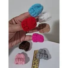 Aplique Mini Gorro de Crochê (3cm pacote com 5 unidades)