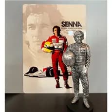 Boneco Ayrton Senna + Placa Metal 20x28 + Fita Dupla Face Estátua Colecionável Resina 19cm