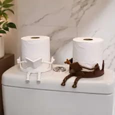 Suporte Porta Papel Higiênico Decorativo Leitor com Pernas Articuladas Organizador para Banheiro uni