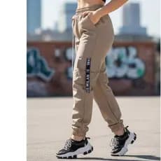 Calça Cargo Jogger Feminina Com Corrente e bolsos laterais