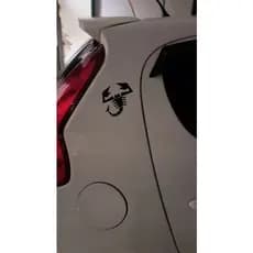 Par De Adesivo Abarth Logo Escorpião Fiat  2 Unidades Original