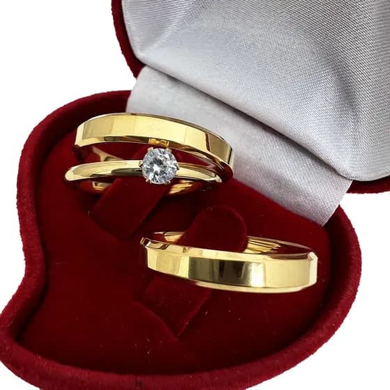 Par alianças de casamento finas 4mm chanfrada em aço banhadas + anel solitário