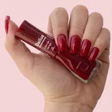 Esmalte Cremoso Licor de Cereja - Coleção Queridinhos Dailus | Vinho Intenso, Alta Cobertura e Secagem Rápida