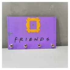 Quadro chaveiro Friends, decoração série, nerd, geek  Porta chaves de parede