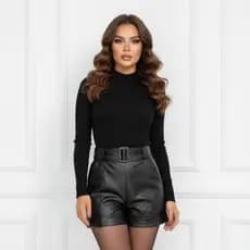 Short Couro Fake Cinto Cintura Alta