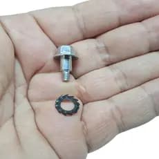Parafuso regulagem farol Biz Pop 100 110i 125 Bros 125 13/14 Bros 150 09/12
