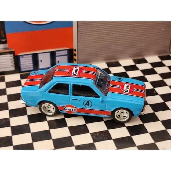 CHEVETTE CHEVROLET TEAM GULF PNEUS DE BORRACHA CUSTOM MARCA CKS ESCALA 1.64 TAMANHO 7CM NOVO