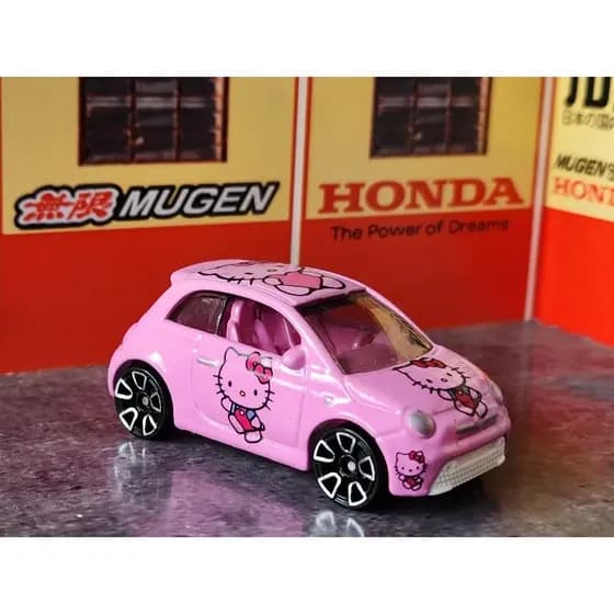 FIAT 500  CUSTOM HELLO KIT HOT WHEELS ESCALA 1.64 TAMANHO 7CM  ACOMPANHA EMBALAGEM DE ACETATO CUSTOM NOVO ROSA HELLO KIT