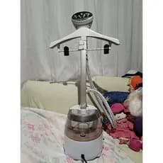 passadeira a vapor Britânia semi nova.