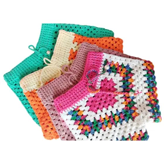 short blogueirinha croche-Short Blogueirinha-Short infantil-Moda praia-Crochê