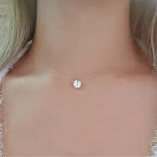Colar ponto de luz fio de nylon
