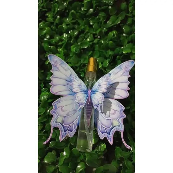 Home Spray Lembrança com Borboleta Decorativa – Vidro Personalizável 🦋✨