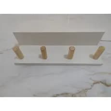 Cabideiro 4 ganchos porta chaves pano de pratos toalha suporte MDF banheiro cozinha lavanderia, produto já vai montado.