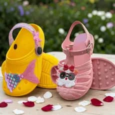 Kit 2 Pares  – Sandália + Babuche Amor em Cada Passo