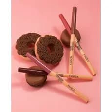 Lápis Retrátil Contorno Labial Choco Fun – Marrom Sofisticado e Longa Duração | Fenzza