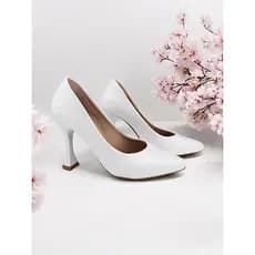 Sapato Feminino Madame Com Salto Alto Scarpin Verniz Bico Fino Confortável ref. 9400