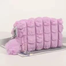 Necesser Pelucia Necessaire Com Pompom e Alça Feminina Estojo de Bolsa