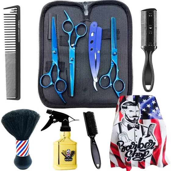 KIT 3 TESOURAS BARBEIRO AZUL + CAPA CORTE ESTAMPADA + PENTE NAVALHA+ ESPANADOR + PENTE CABELO + BORRIFADOR + ESCOVINHA