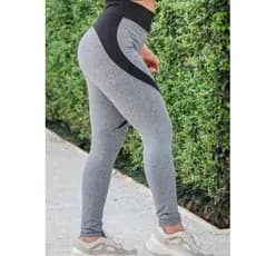 Legging empina bumbum filetada Suplex - look academia