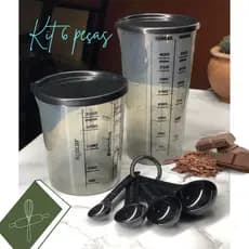 Kit 6 peças conjunto minimalista fume com 2 copos com tampa e colheres medidoras na cor preta