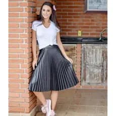 Saia Plissada Cirrê Couro Fake Feminina Evangélica Roupa Super Fashion