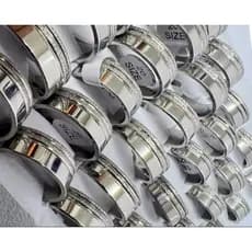 Aliança Aço Inox Prateada 8mm Com Dois Frisos Diamantados.