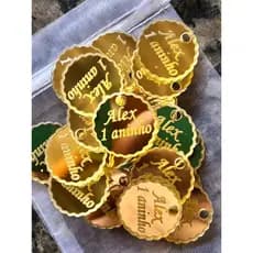 TAG PERSONALIZADA 50 PEÇAS ACRILICO DOURADO