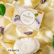 Sabonete Vegetal Vegano Francis Rosa Branca e Patchouli 90g Perfume Prolongado