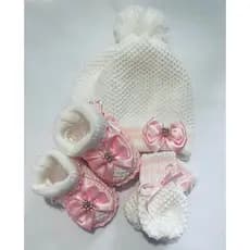 Kit Tricô Bebê RN - Touca, Luvas e Sapatinho Branco c/ Rosa / Enxoval, Maternidade, Inverno, Saída Maternidade