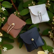 Kit 3 Porta Batom Jóias Fone Alianças Conjuntos Correntes Pulseiras Anéis Couro Ecológico Premium