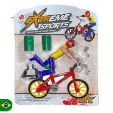 Kit Aventura Radical: Mini Ciclista e Bicicleta de Dedo Infantil com Assessórios