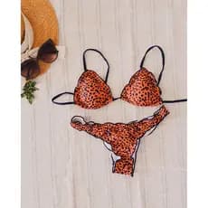 Biquíni Cortininha animal print empina bumbum laranja com preto