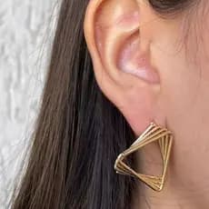 Brinco Triângulo Espiral PRATA  E DOURADO