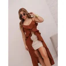 REF: H985 - O top boho feminino possui alças ajustáveis, costas elásticas e bainha assimétrica com babados，Tops com bojo