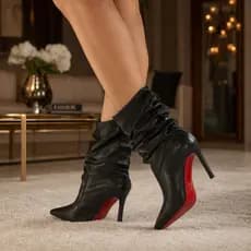 Bota Feminina Cano Médio Salto Alto Fino Bico Fino Slouchy Enrugada Moda Inverno Confortável Casual