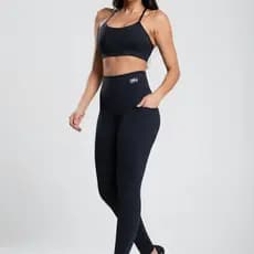 Conjunto Feminino Fitness Poliamida Com Bolso Lateral Calça e Top Preto