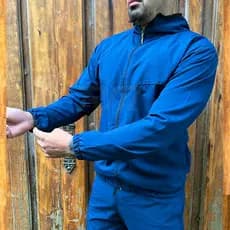 Jaqueta Corta Vento Preto Liso C/ Capuz Blusa Agasalho Esportiva
