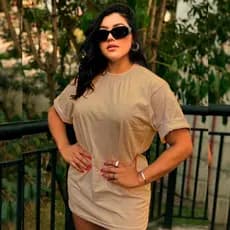 Camiseta Feminina Oversized opções de cores Estilo de Rua Largo RM