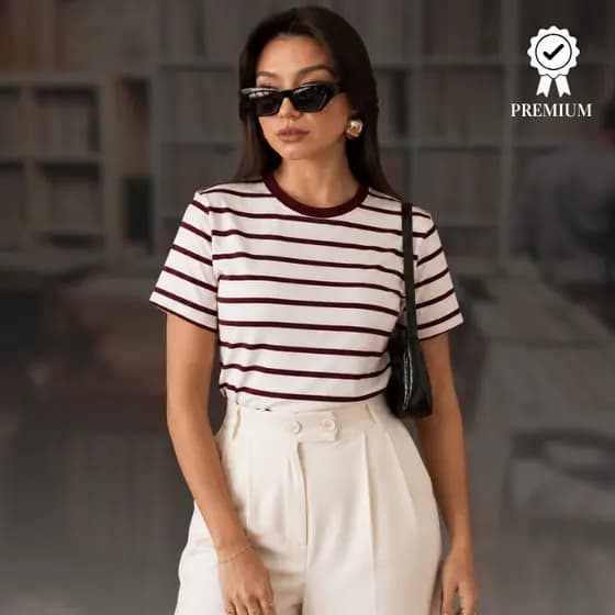 Blusinha Feminina Elegante T-Shirt Básica Listrada Manga Gola Redonda Curta Viscolycra Casual Leve