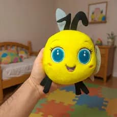 Boneca Pelucia Abelha Abelhinha Abelhuda Diario da Mika