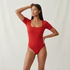 Body Vestido Collant Gola Quadrada Manga Curta Com Fecho